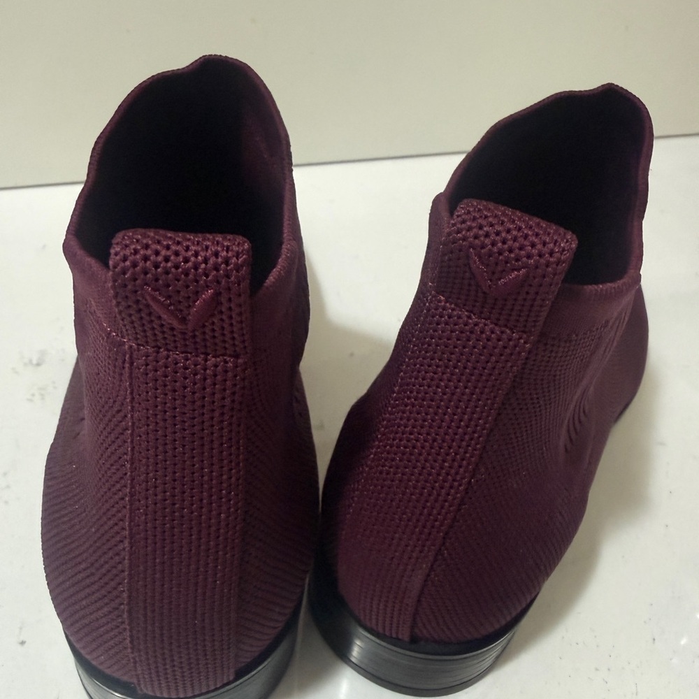 Knit textile Chelsea boots, Vivaia
Ryan Pro Water Repellent Maroon Ankle Booties - Picture 7 of 12